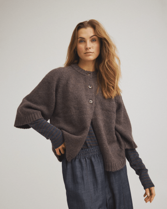 One-two-luxzuz-jayne-delicioso