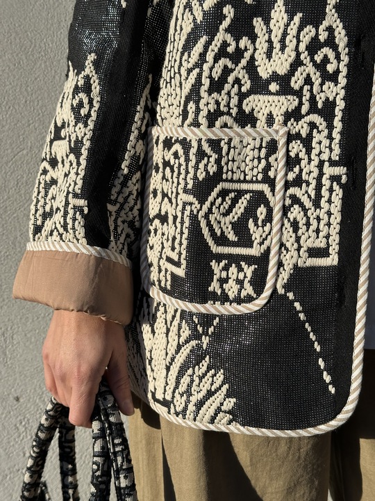 2601500_-_Black_-_Extra_1[1]