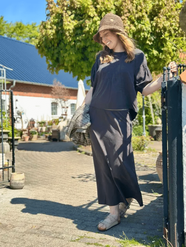 Costamani_sort_s&aelig;t