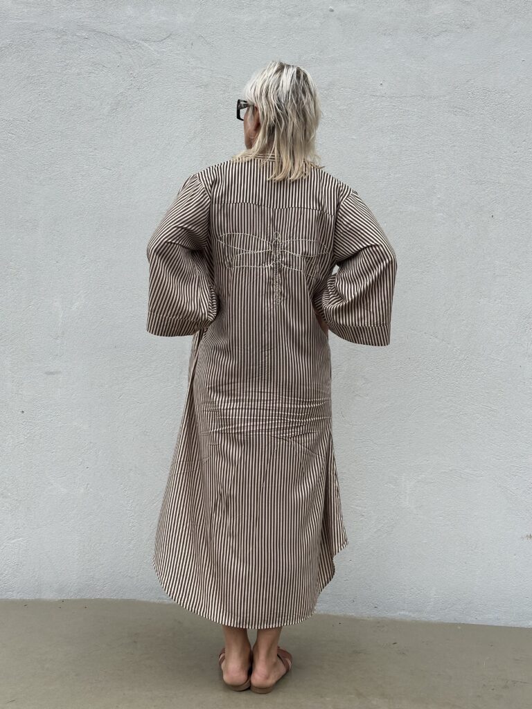 2601770 - Brown - Extra 1